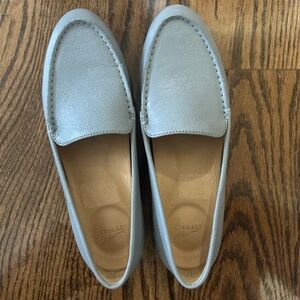 Dansko Lorri tumbled leather loafers. New.
